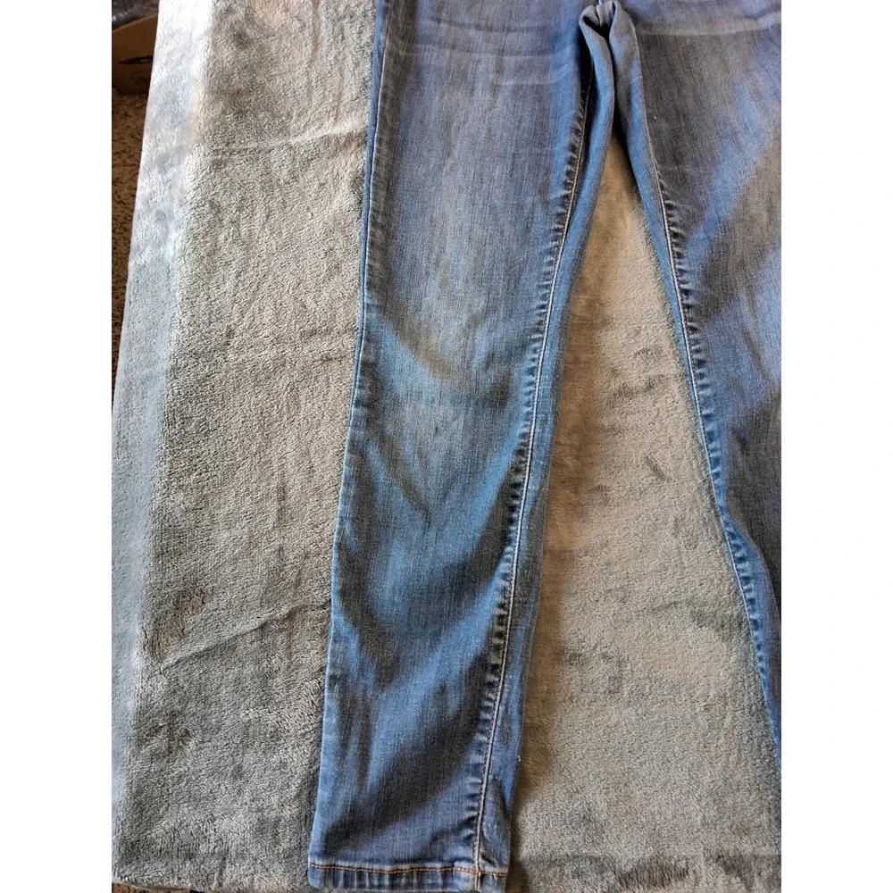 Judy Blue Relaxed Fit High Rise Medium‎ Wash Straight Leg Jeans Size 3/26